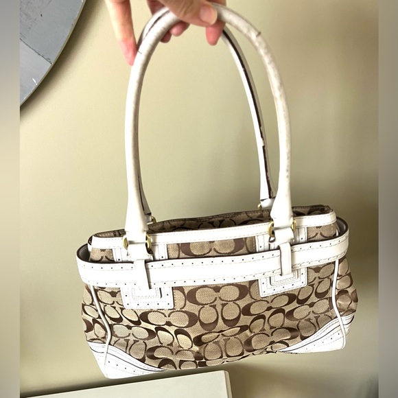 Coach Vintage Hampton Satchel with Signature Canvas and White Leather Trim - Picture 8 of 11